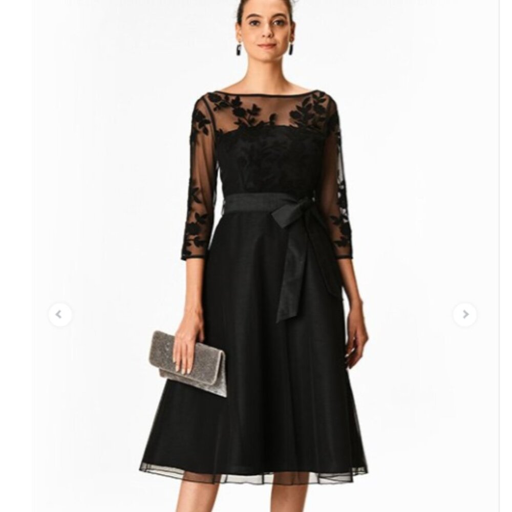 Floral Embellished Illusion Neck Line Boat Neck Tulle and Dupioni Dress Size 14